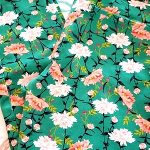 Old Navy Pixie pants